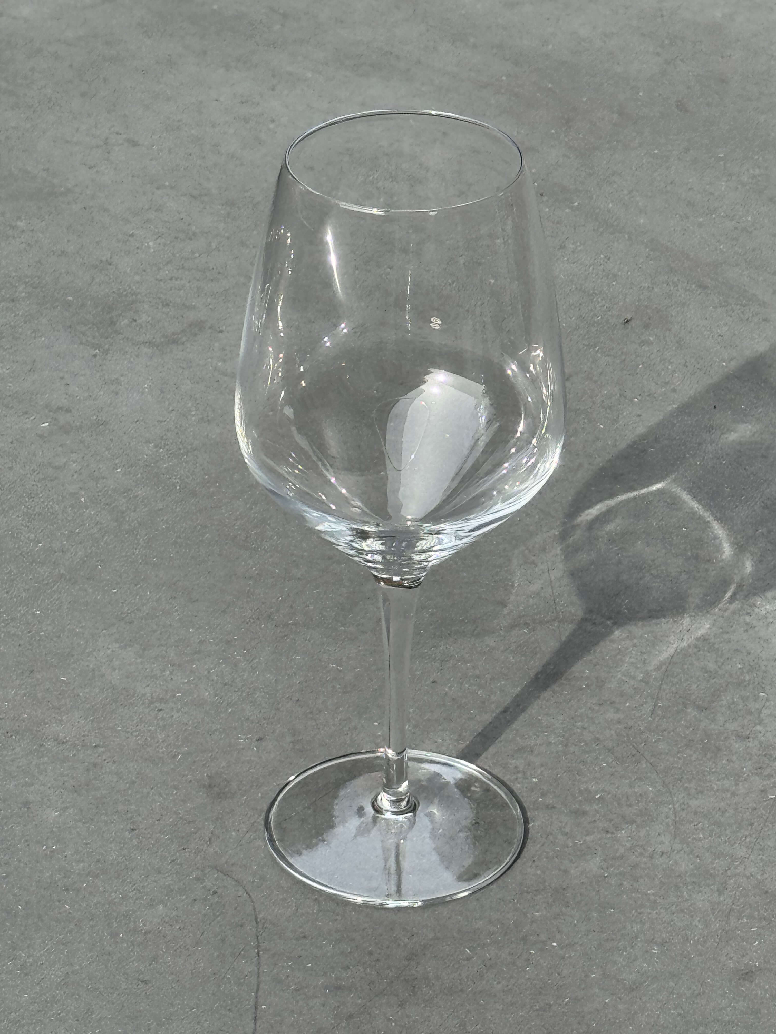 White Wine glass lifestyle
